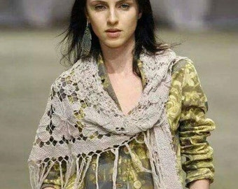 Lace Shawl . Fringe Shawl . Handmad shawl . Shawl