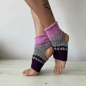 Socks for Yoga, Flip Flop Socks, Ankle Warmers, Yoga Accessories, Knitted Ankle Socks, Stirrup Socks in Pink and Gray, Christmas Yoga Gift