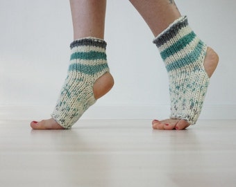 Chaussettes à rayures, chaussettes de yoga, chaussettes tongs, chaussettes barre, chaussettes Pilates Grip, chaussettes spa sans orteils, chauffe-chevilles, chaussettes de danse, cadeau pour le yoga