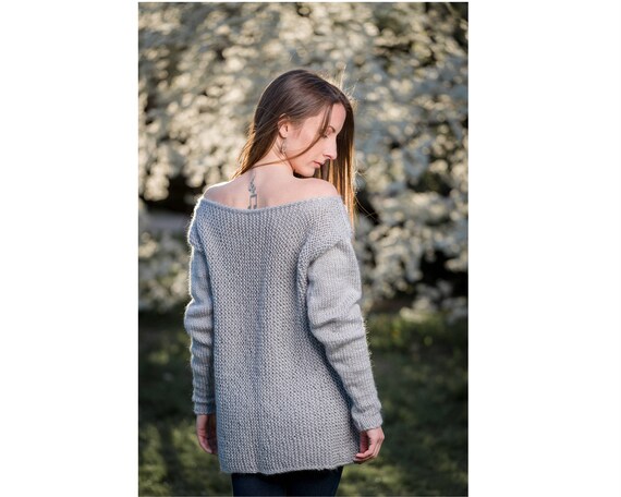 solid batwing sleeve casual sweater
