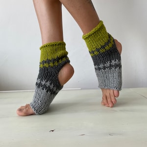 Yoga Socks, Winter Clothing, Yoga Accessories, Yoga Gift, Non Slip Toeless Socks, Flip Flop Socks, Ankle Warmers, Yoga Clothes image 3