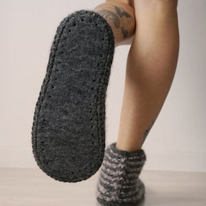 Slippers With Woollen Soles, Handknit Slipper Socks In Dark Gray, Winter Slippers, Warm Socks, Homewear, Gift For Him, Unisex Slipper Socks With Woolen Soles