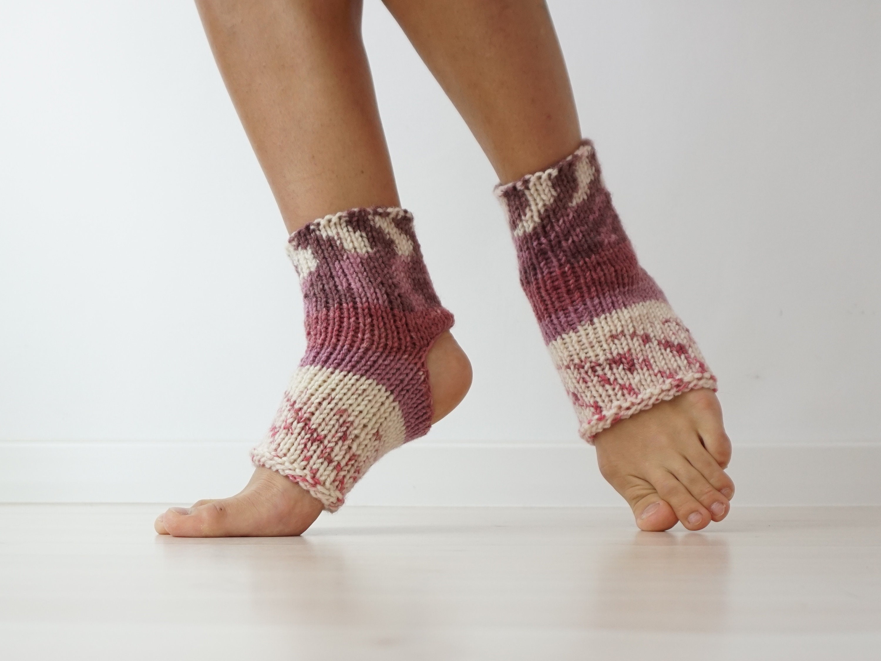 Generic Yoga Women Sports Cotton Rich Pilates Non-Slip Grip Socks