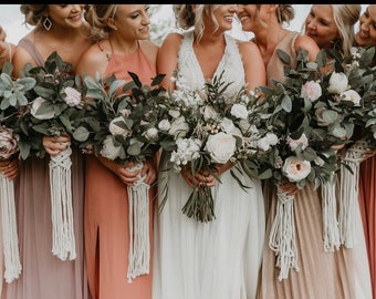 Wrap for Wedding Bouquet, Macrame Bouquet Wrap, Bridesmaids Flower Wraps for Boho Wedding, Elopement Flowers Wrap, Bride To Be Gift