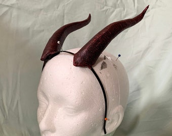 Red demon, devil, dragon horns. Costume headpiece, handmade, for Halloween, cosplay.