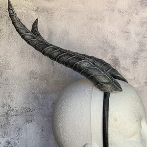 Große silberne Cosplay Hörner mit Haarreif
