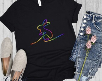 T-shirt unisexe haut de gamme unisexe Subtle Rope Bunny arc-en-ciel