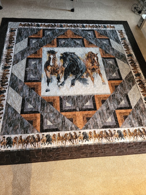 King Stallion Horse Quilt