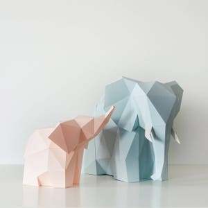 Famiglia di elefanti - Lampada di carta fai da te (kit di carta pretagliata)