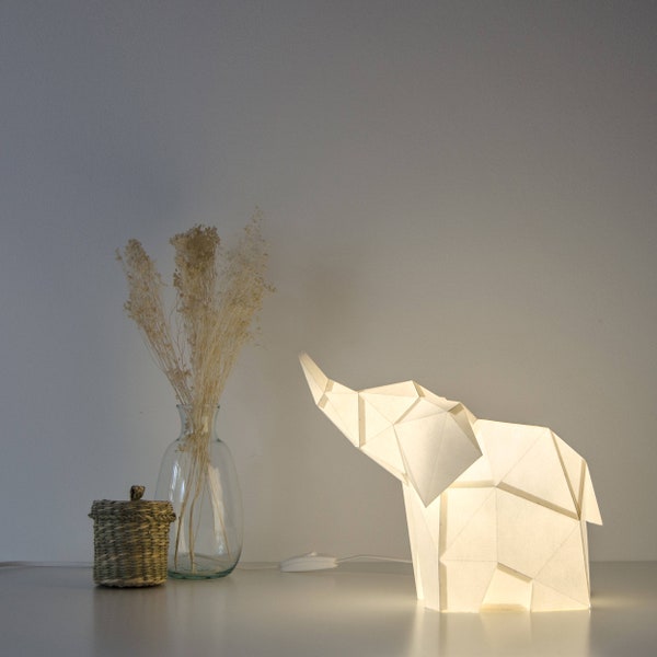 Kit de lampe en papier DIY Baby Elephant (kit de création en papier prédécoupé)