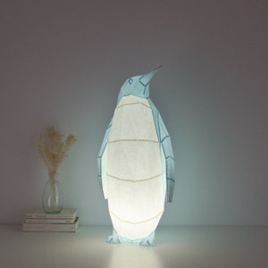 Emperor Penguin - DIY Paperlamp ( pre-cut papercraft kit )
