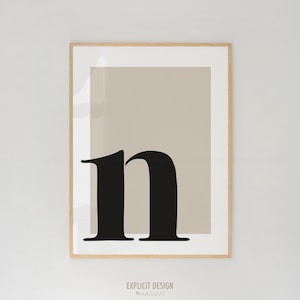 Letra n minúscula en negrita imprimible / Póster de iniciales en colores neutros / Arte caligráfico personalizado / Ilustración infantil con alfabeto beige