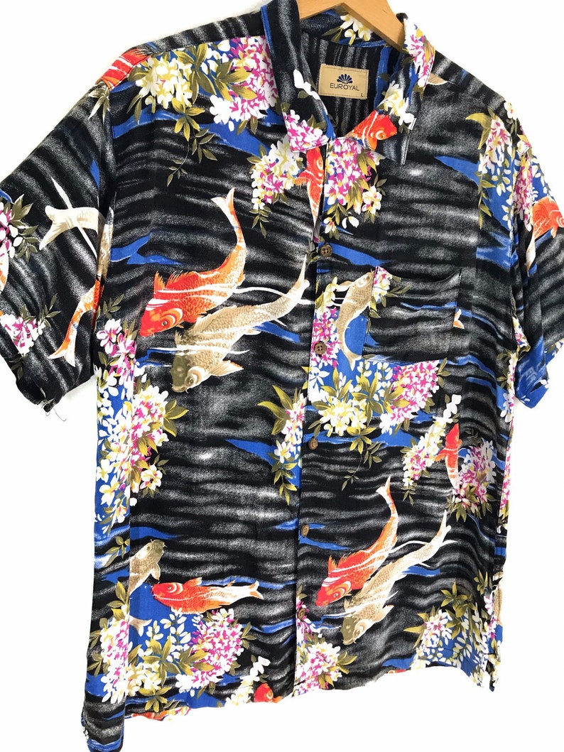 Rare Vintage Japanese Hawaiian EUROYAL Koi Kap Fish 100/% Rayon Shirt aloha summer rockabilly sun surf Japanese Traditional