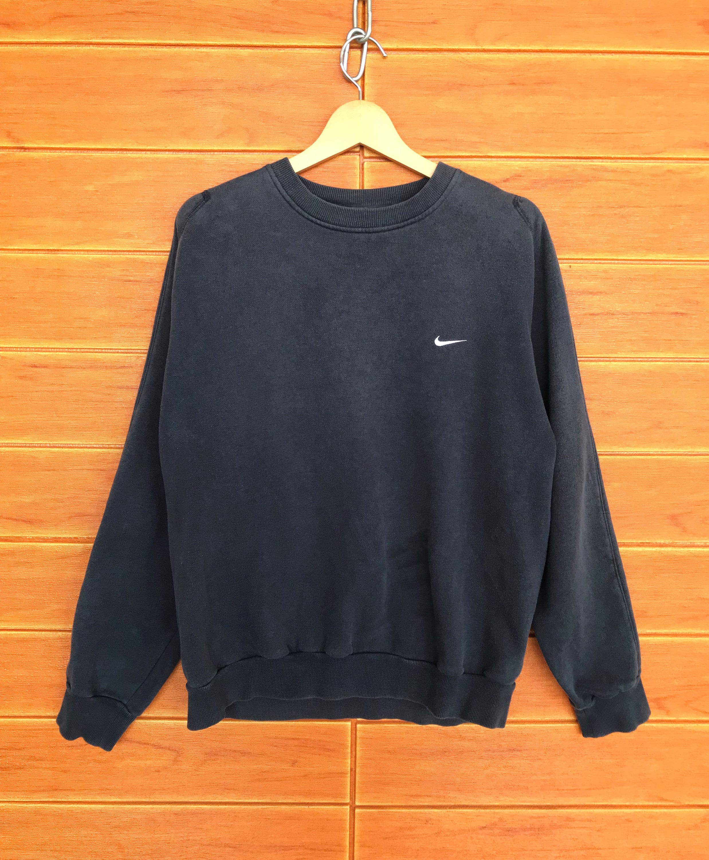 Vintage 90s NIKE Sun Faded Sweatshirt / Nike Swoosh Vintage 90s NIKE Sun Faded Sweatshirt / Nike Swoosh