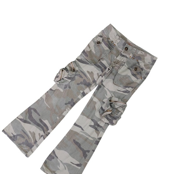 Pantalones acampanados estilo GOA Divas Camo 3D Cargo Low Rise Boot Cut Vintage Tornado Mart Glamour histérico Si seis fueran nueve Encubiertos Cintura 29