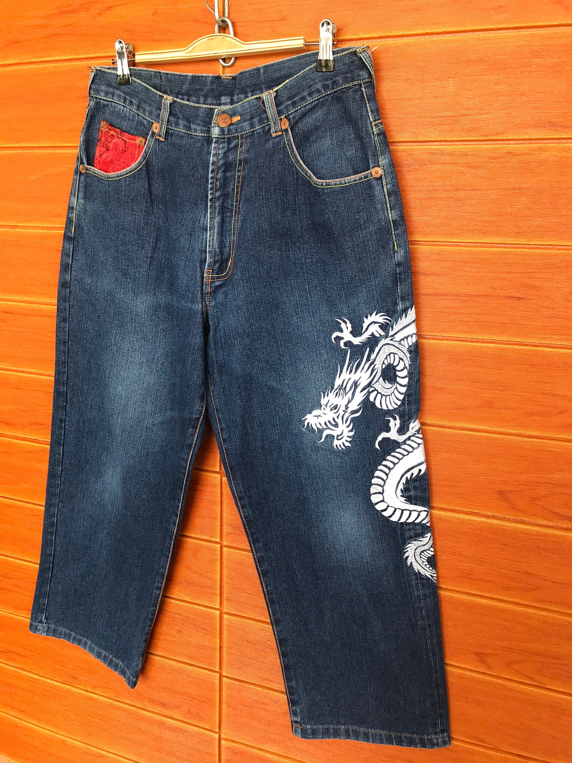Vintage 90s DOGTOWN BLACK DRAGON Embroidered Baggy Jeans cropped / Hip Hop  / Rap / Streetwear / Street Fashion / Gangsta / Yakuza / Waist 32