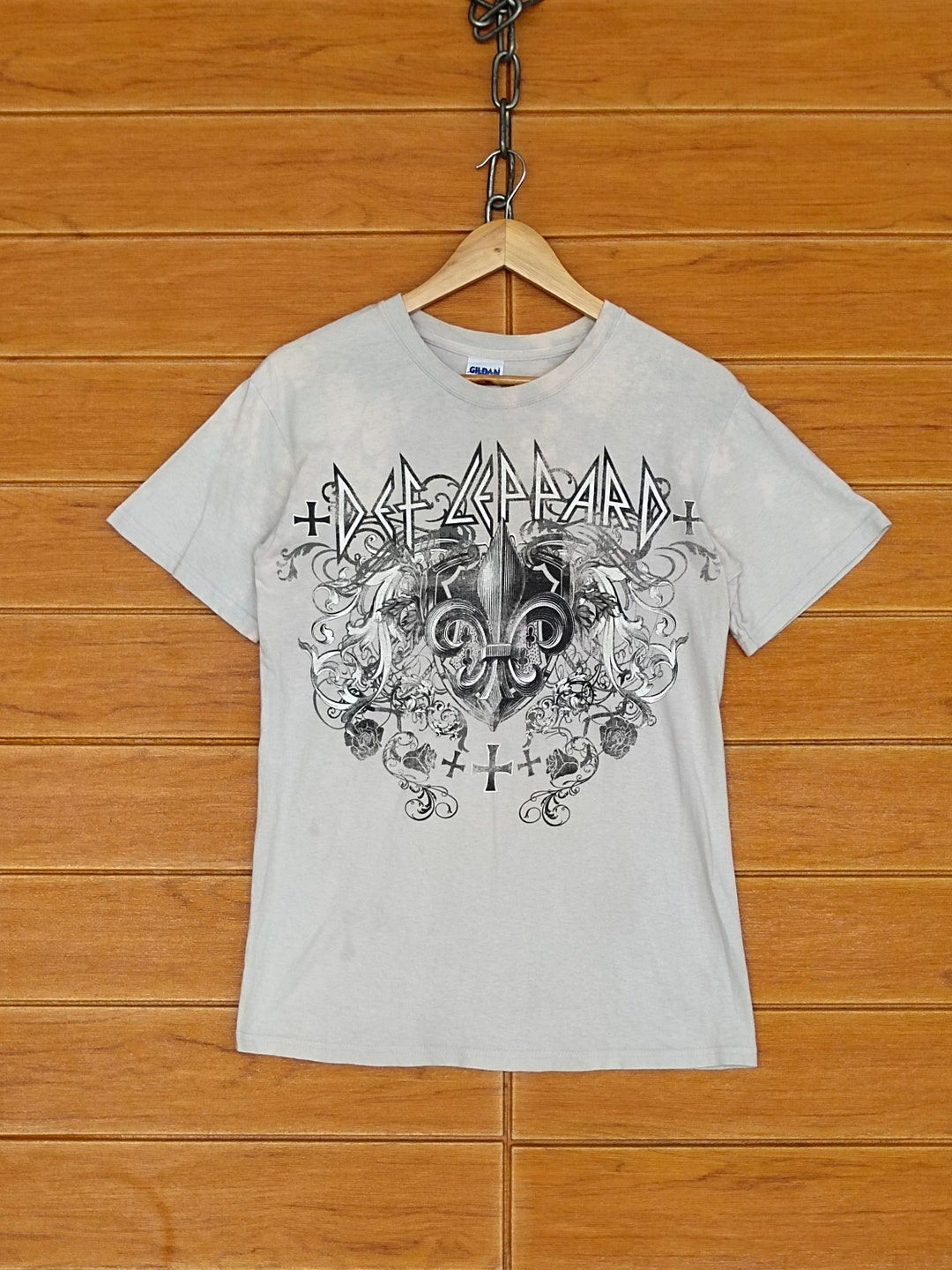 Def Leppard Tour 2011 Band T-shirt / Size S image