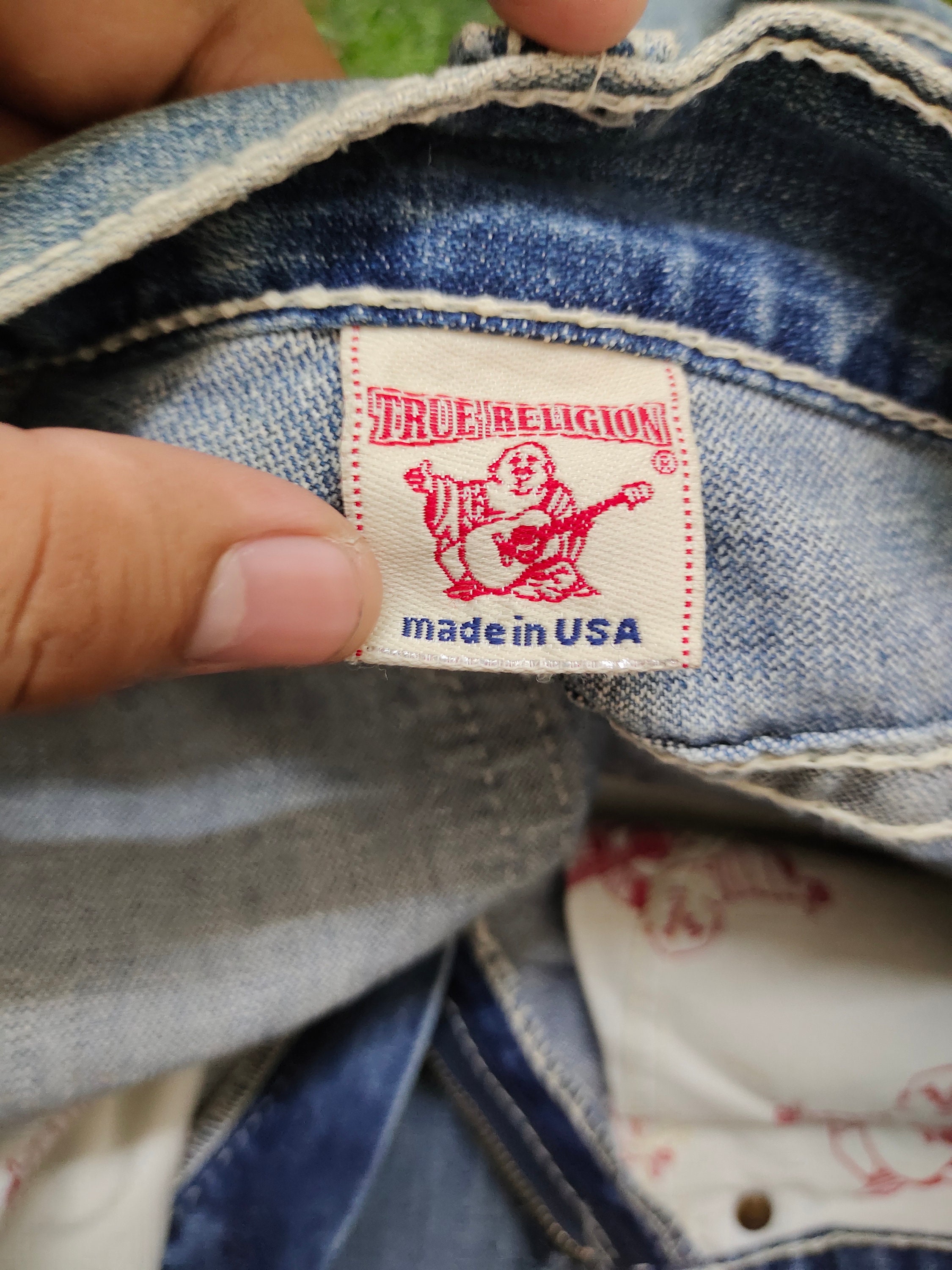 W31x28.5 Flare Jeans True Religion Frankie Big T Distress W31x28.5 Flare Jeans True Religion Frankie Big T Distress