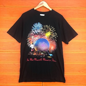 Camiseta vintage de Mickey Mouse y sus amigos del Milenio del año 2000 / Camiseta "El momento más memorable de la historia" del año 2000 / Talla M
