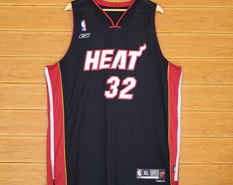 Reebok Men's Vintage Basketball Jersey Featuring The Miami Heat's Shaquille  O'Neal In Black