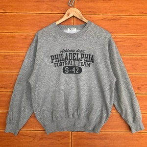 Vintage Philadelphia Football Team Sweatshirt / American College / Ncaa / Philadelphia Logo Printed Crewneck Pullover Jumper / Size M