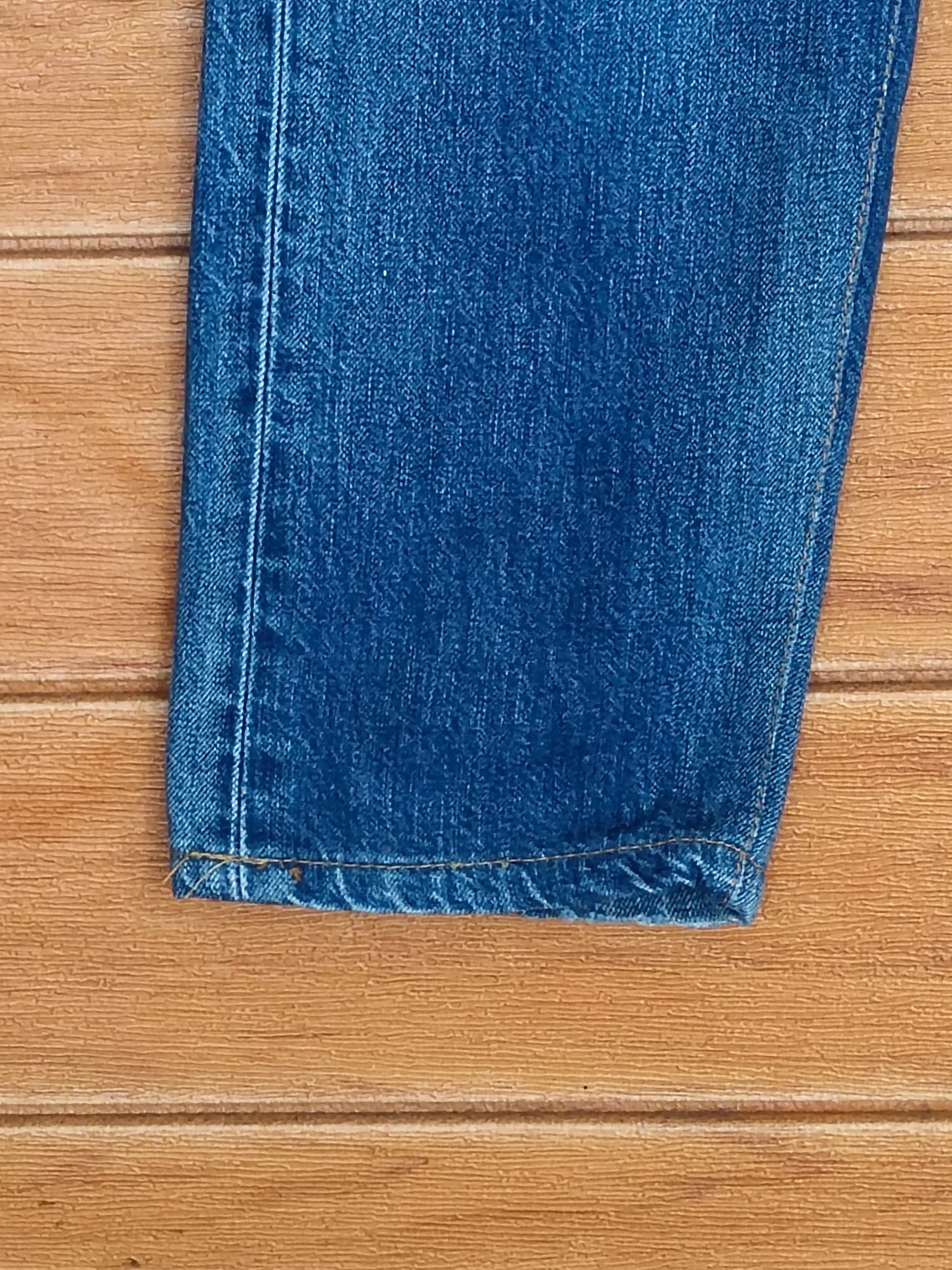 kurt cobain levis 501