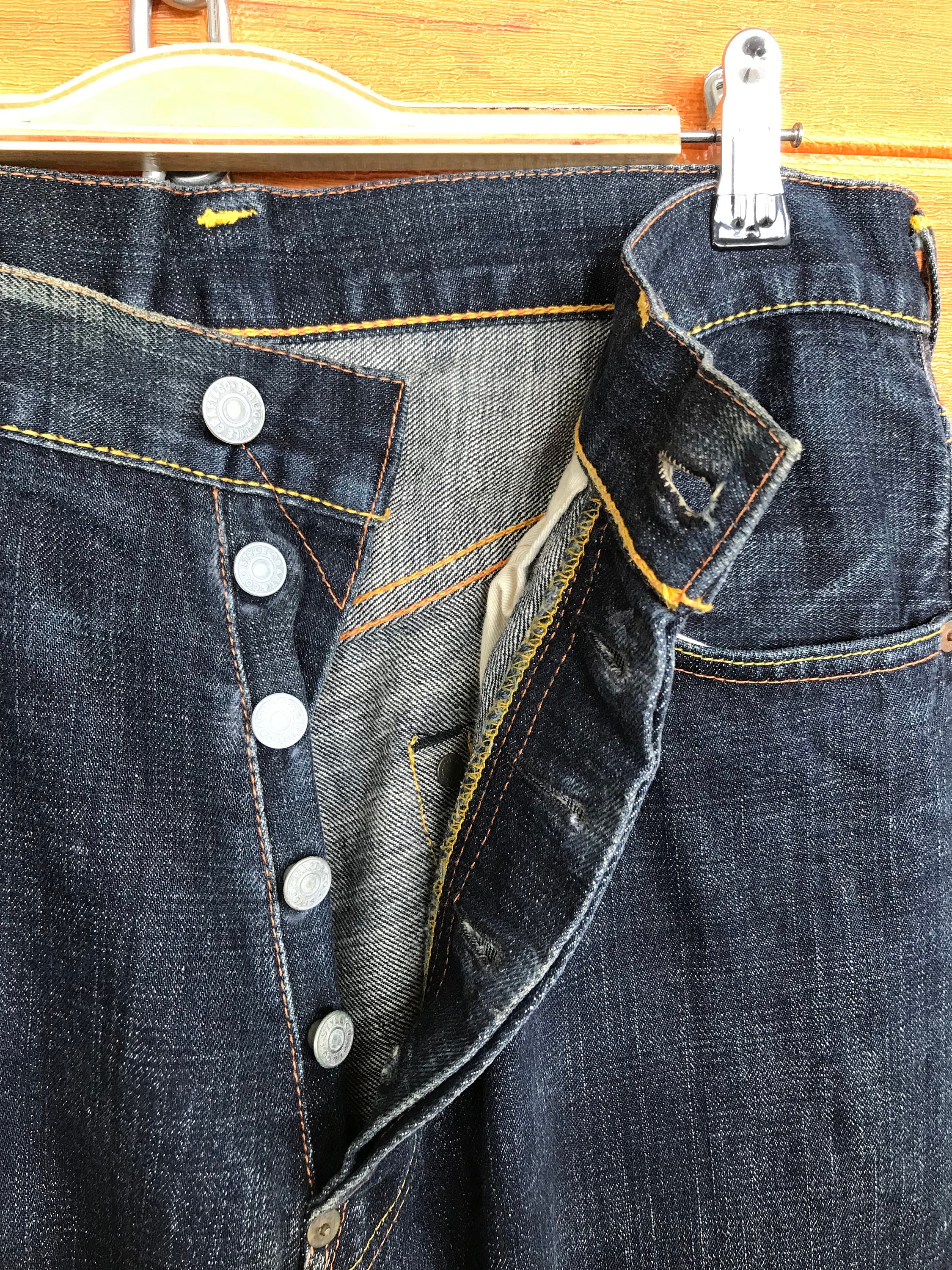 ヴィンテージ EVISU デニムジーンズ W32: 刺繍入りカモメバック 