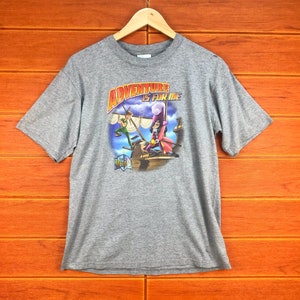 Vintage 2000s Peter Pan Disney T-Shirt / Disney Helden Adventure Is For Me T-Shirt / Größe S