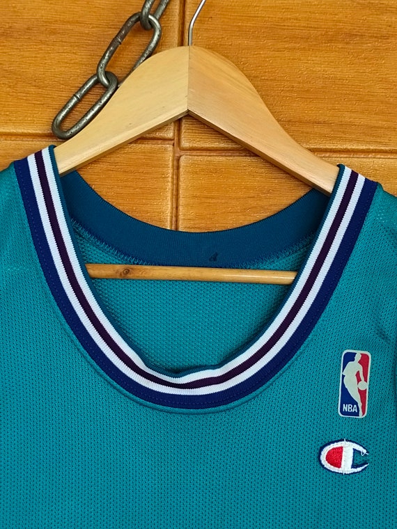 VINTAGE CHARLOTTE HORNETS JERSEY Size 40 Teal Blue Larry Johnson #2  Champion 90s