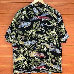 Vintage SUNDAYS Classic Cars Hawaiian Shirt / Aloha Wear / Rockabilly Shirt / Surfer Shirt / Beach Party / Surfboards Surf Shirt / Size XL
