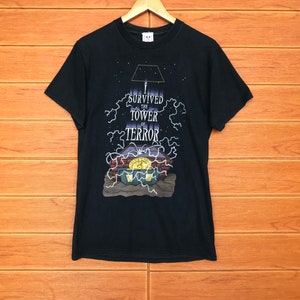 T-shirt grafica vintage anni '90 "Survived The Tower Of Terror" / Made in USA / Topolino / Fumettista / Streetwear americano / Souvenir / Taglia M