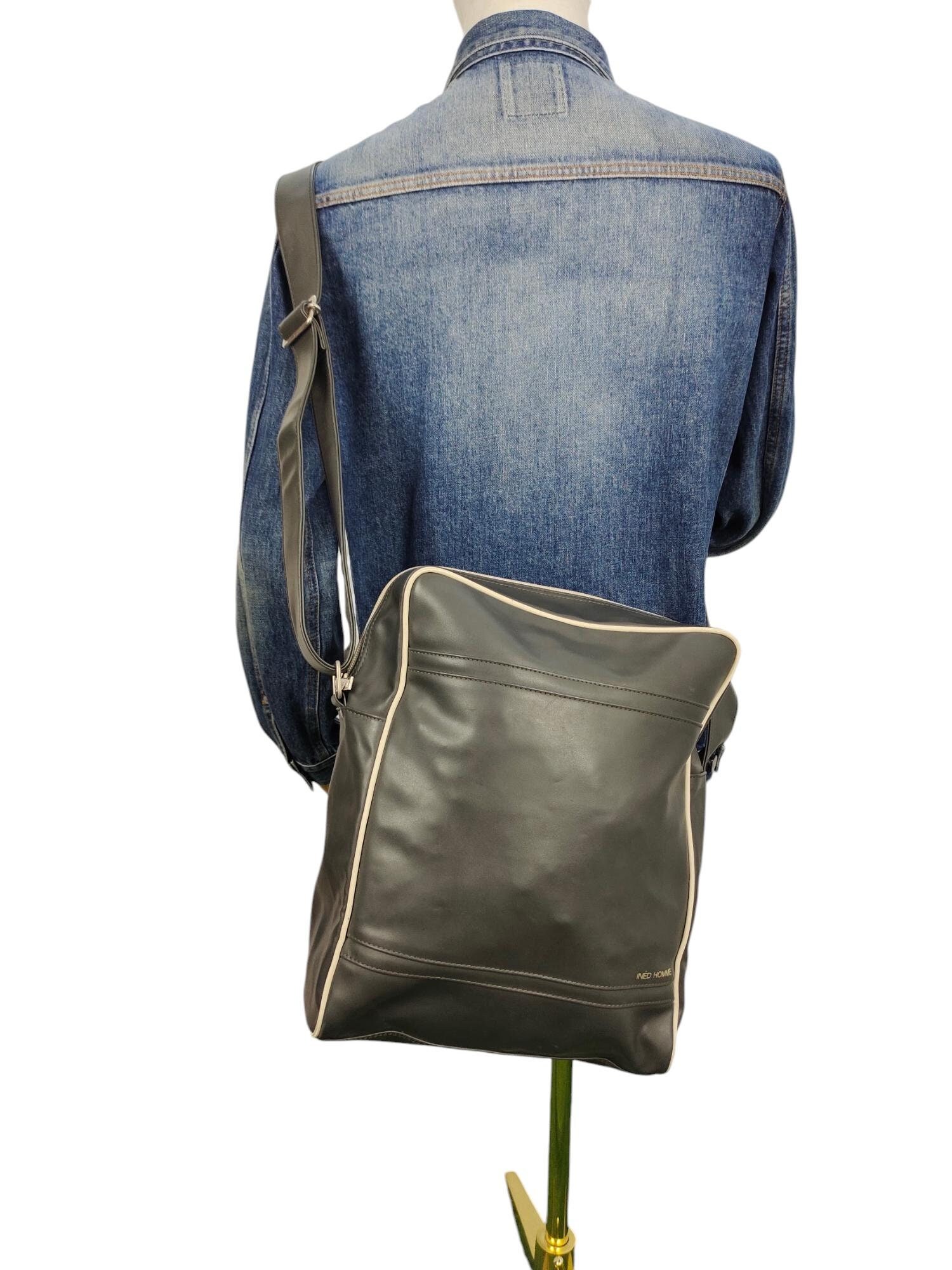 【ORDINARY HOLIDAY】vintage washed zipper bag / 追跡付 UNDER NO FLAG」Quilted Drawstring Shoulder Bag – the MAD HATcher
