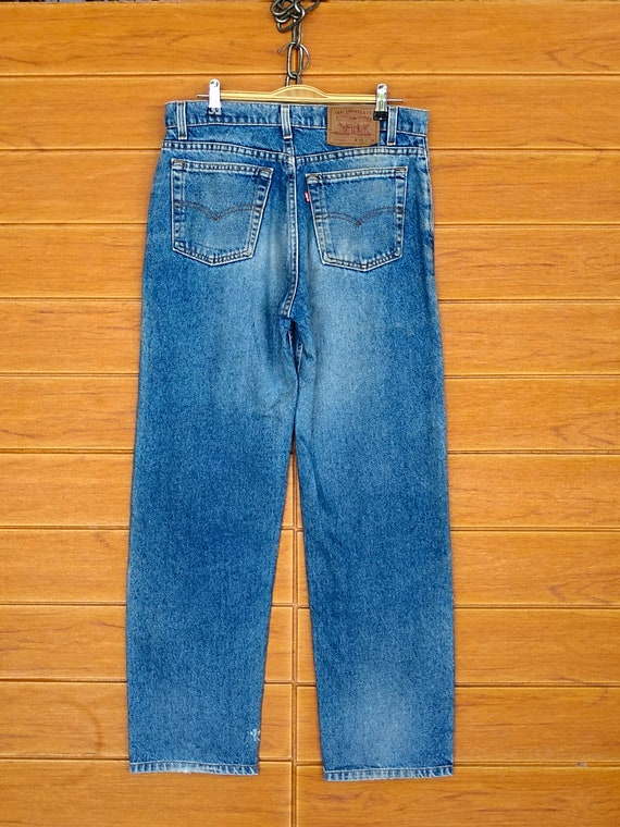 W32x28.5 Vintage 1994 LEVIS Top Button 525 Made in Usa Denim W32x28.5 Vintage 1994 LEVIS Top Button 525 Made in Usa Denim