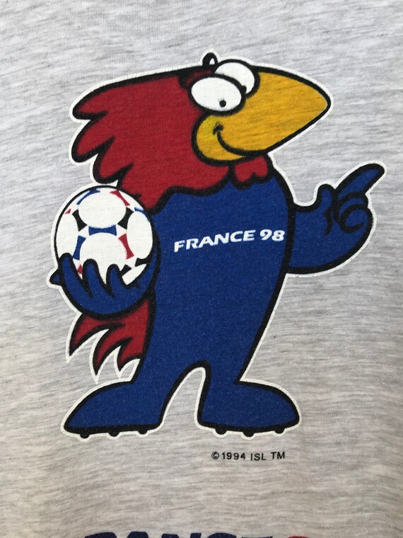 Vintage 1998 FIFA World Cup France T-shirt / Memorable