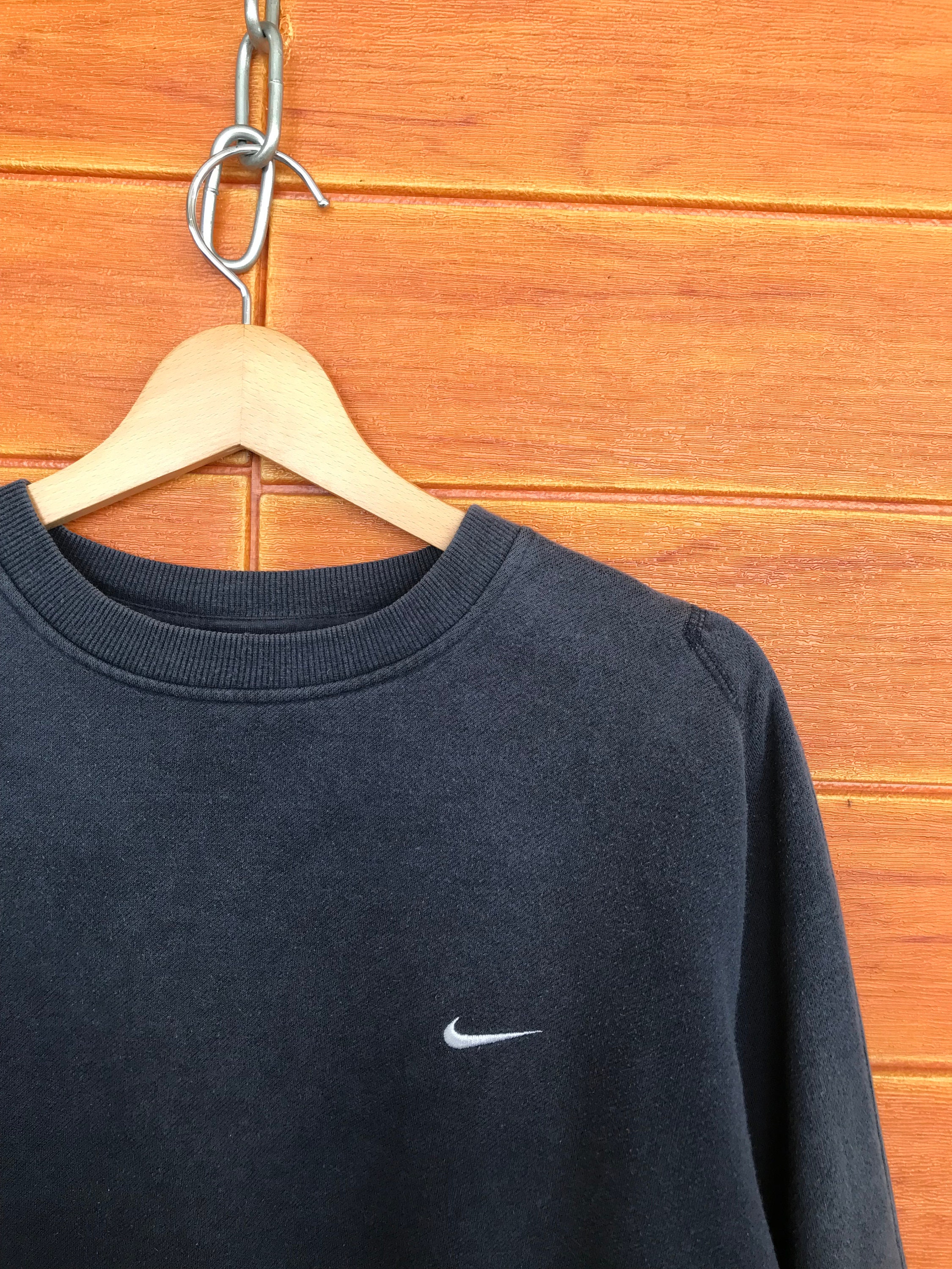 Vintage 90s NIKE Sun Faded Sweatshirt / Nike Swoosh Vintage 90s NIKE Sun Faded Sweatshirt / Nike Swoosh