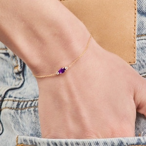 Pulsera de amatista ovalada y pequeños diamantes blancos de 9, 14 y 18 quilates en oro amarillo, blanco o rosa. Joya de piedras preciosas naturales. Elegante regalo de cumpleaños.