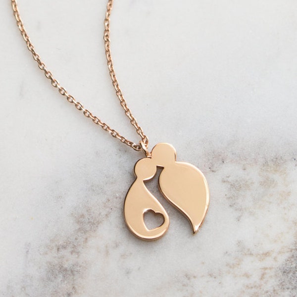 New Family Gold Charm, Solid Gold Family Necklace, 9K 14K 18K Rose Gold Necklace, New Baby Pendant, New Mom Gift, Special Love Gift For Her