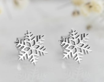 Gold Snowflake Earrings, Winter Studs, 9K 14K 18K Gold Earrings, White Gold, Unique Gold Earrings Gift For Her, Solid Gold Snowflake Jewelry