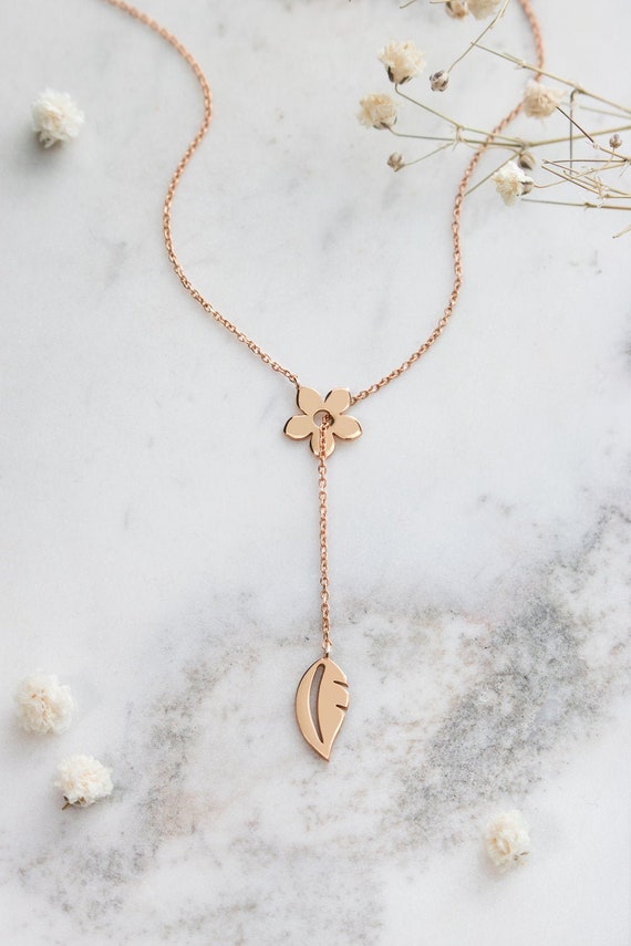 Gold Flower and Leaf Lariat, Solid Gold Floral Necklace, 9K 14K 18K Rose Gold  Necklace, Nature Jewelry, Gift for Woman, Blooming Necklace -  Israel