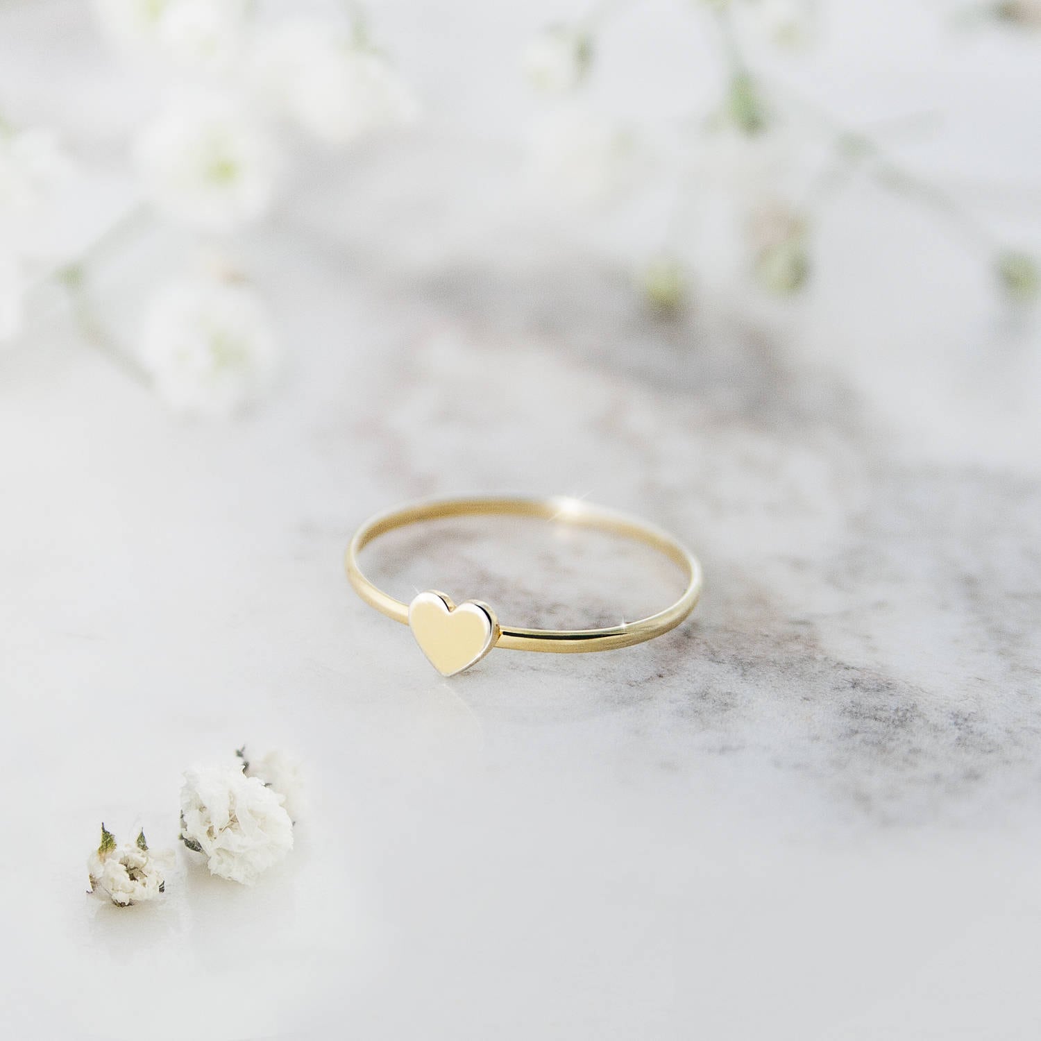 Small gold heart best sale ring