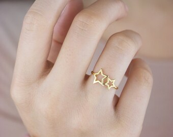 Double Star Ring Gold Star Band Two Stars Gold Ring 9K 14K 18K Gold Ring Yellow Gold Star Frame Band Women s Ring Celestial Jewelry