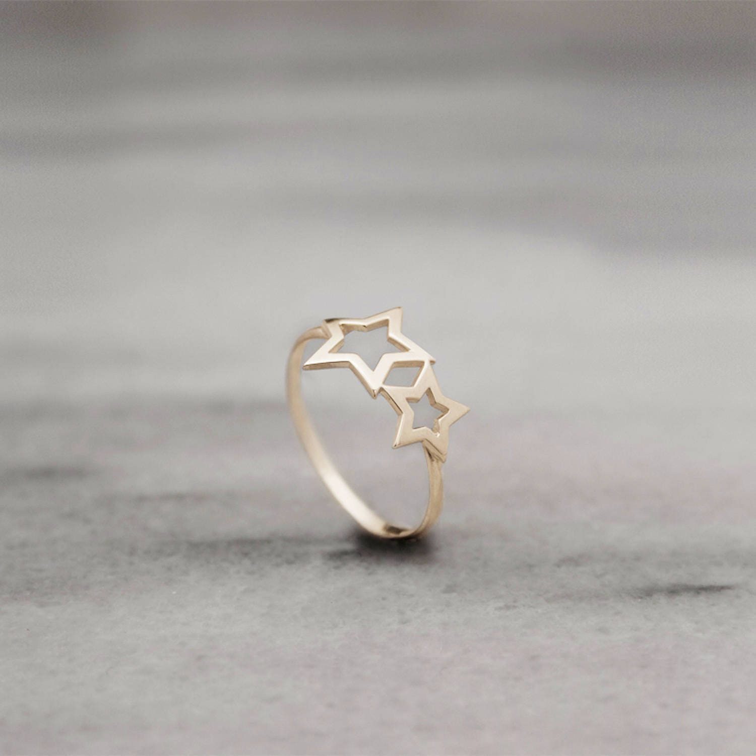 Aura Star Ring – Phillips House