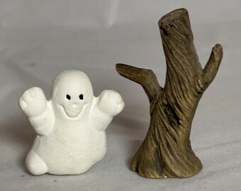 Small Ghost and Gnarled Tree