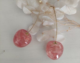 Boucles d'oreilles originales en forme de Cerise. Boucles d'oreilles originales et spectaculaires !