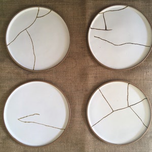 Ceramic Dinner Plate 30cm with smooth red clay - Kintsugi White