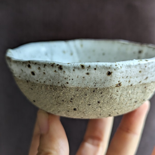 Handmade Ceramic Bowl 10cm with Speckled Red Clay, Spice Bowl, Ring dish, Pinch pot, Trinket tray