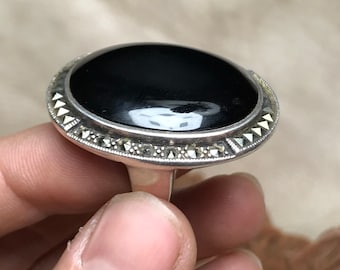 Vintage 925 Sterling Silver Ring with Black Agate Stone, Size 7