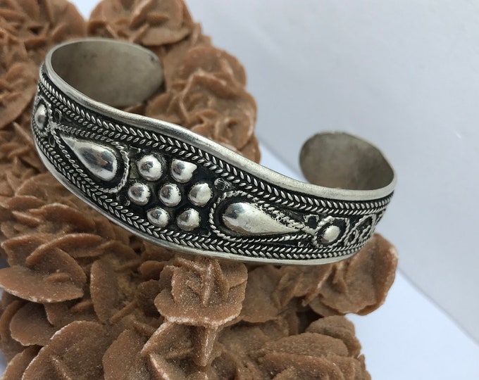 african bracelet silver,african jewelry,gift bracelet,beaded bracelet,tuareg bracelet,african cuff,bracelet,boho bracelet,bohemian bracelet