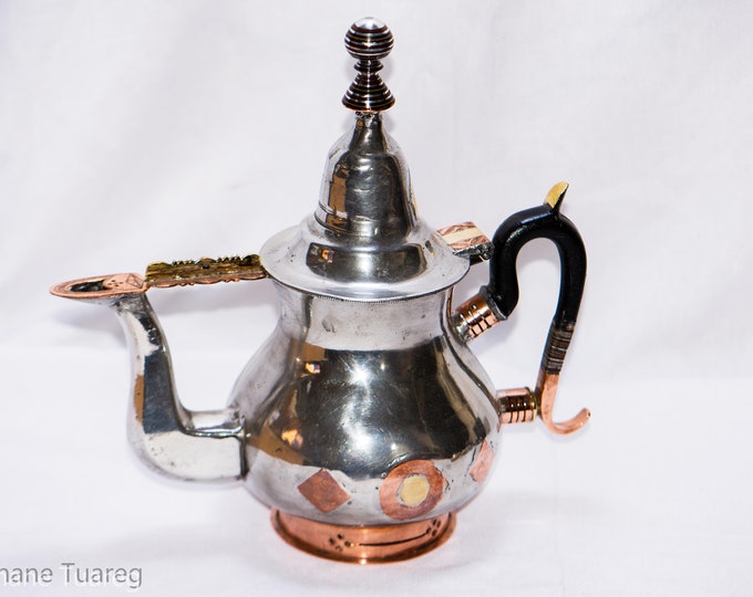 Tuareg teapot antique Old Tuareg Teapot - Mauritania - Outstanding Piece