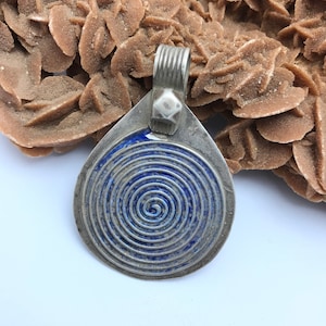 Toeareg pendent talisman glazuur met bleu , zeldzame oude pendent Tuareg